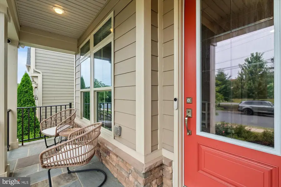 9091 Bear Branch Pl, Fairfax, VA 22031 - Image #2