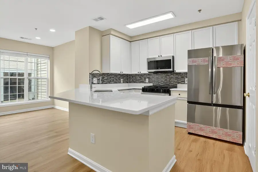 2492 Quick St #103, Herndon, VA 20171 - Image #2