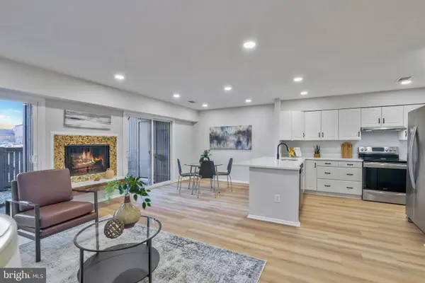 3966 Woodhue Pl, ALEXANDRIA, VA 22309