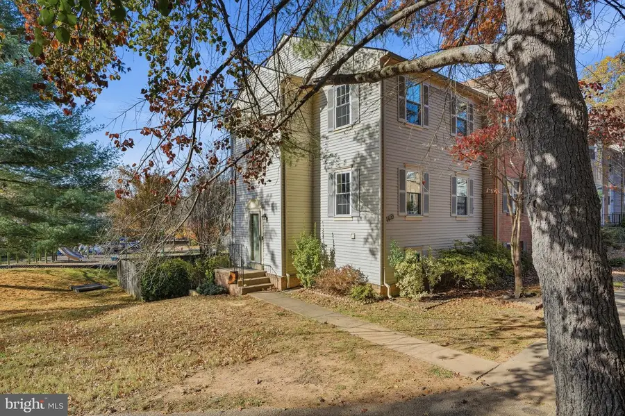 6172 Forest Creek Ct, Springfield, VA 22152 - Image #2