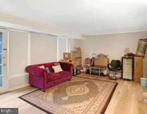 7916 Central Park Cir, Alexandria, VA 22309 - Image #3