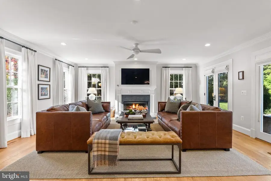 6032 Fort Hunt Rd, Alexandria, VA 22307 - Image #2