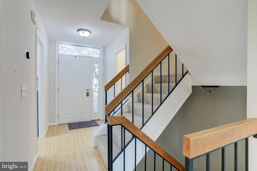 11908 Barrel Cooper Ct, Reston, VA 20191 - Image #2