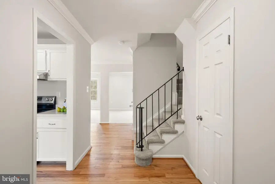 9225 Sand Creek Ct, Burke, VA 22015 - #2