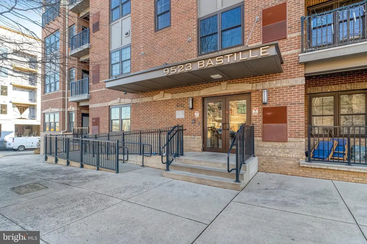 9523 Bastille St #207, Fairfax, VA 22031 - Image #1