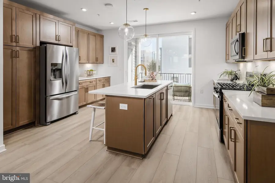 4751 Sully Point Ln, Chantilly, VA 20151 - Image #2