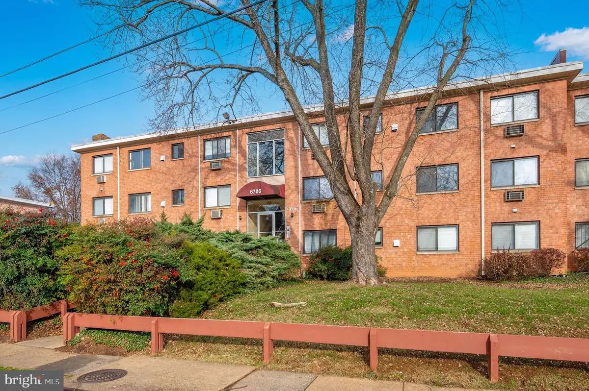 6706 James Lee St #350, Falls Church, VA 22042 - Image #1