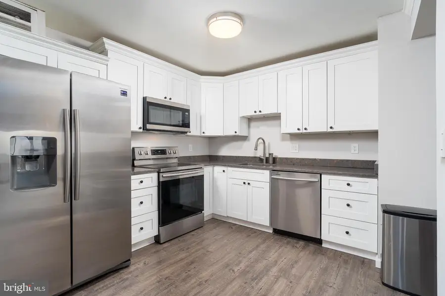 8370 Greensboro Dr #916, McLean, VA 22102 - Image #3