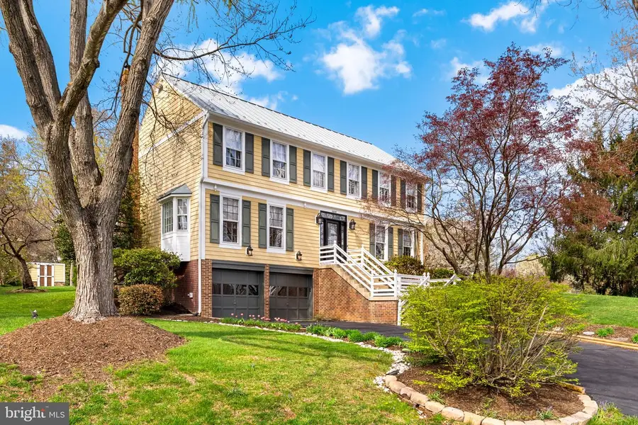 9849 South Park Cir, Fairfax Station, VA 22039 - #3