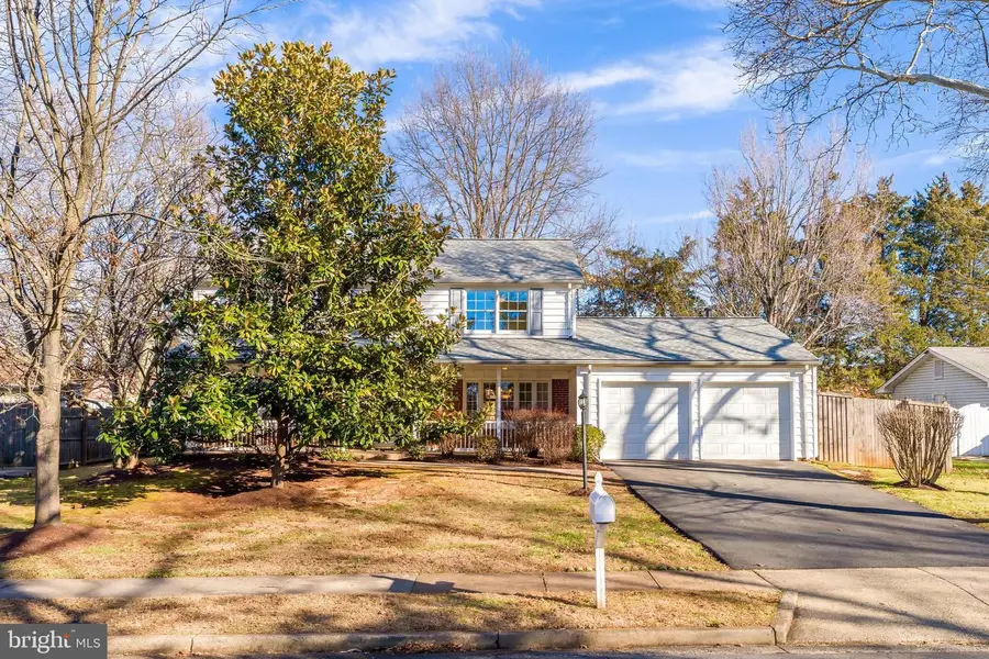 13130 Pavilion Ln, Fairfax, VA 22033 - Image #3