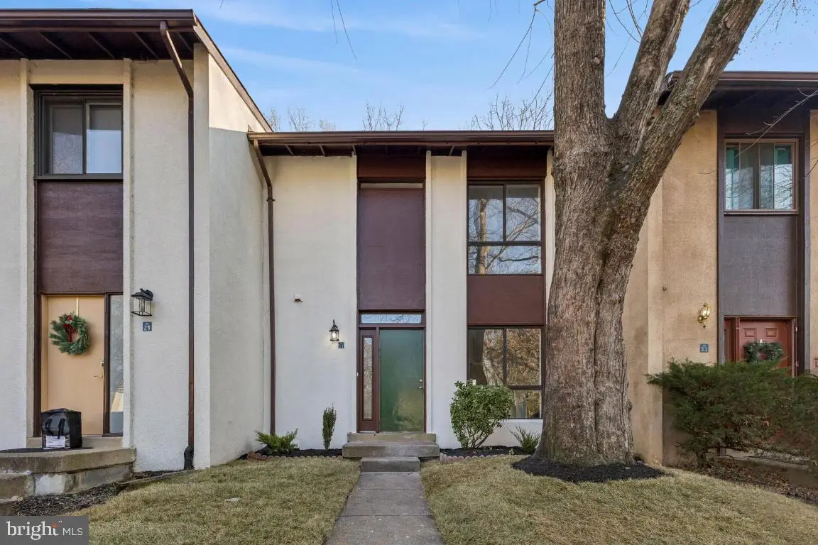 11931 Barrel Cooper Ct, Reston, VA 20191 - Image #1