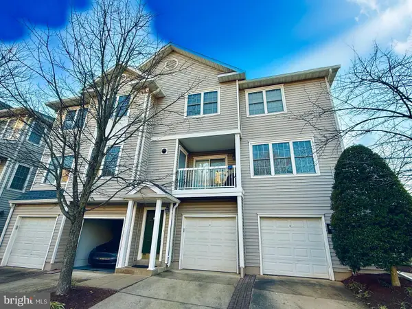 12901 Fair Briar Ln, FAIRFAX, VA 22033