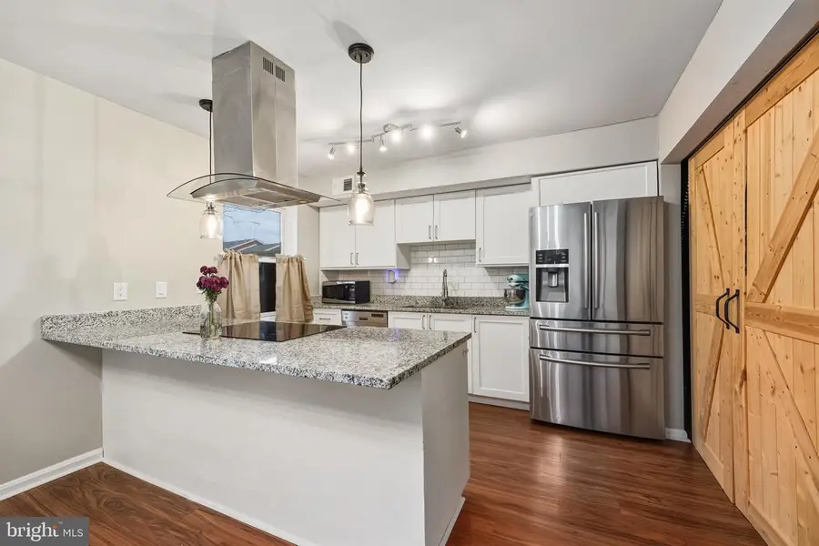 9514 Hagel Cir #03/c, Lorton, VA 22079 - Image #2