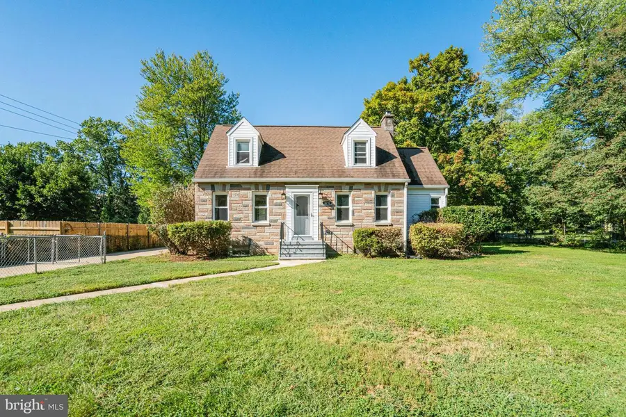 8230 Gregory Dr, Alexandria, VA 22309 - Image #2