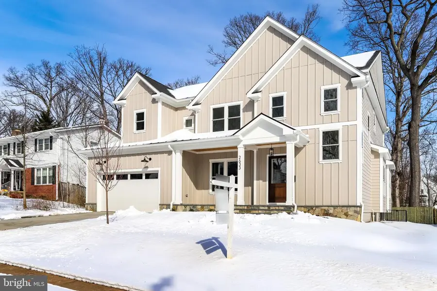 2633 Wooster Ct, Vienna, VA 22180 - #3