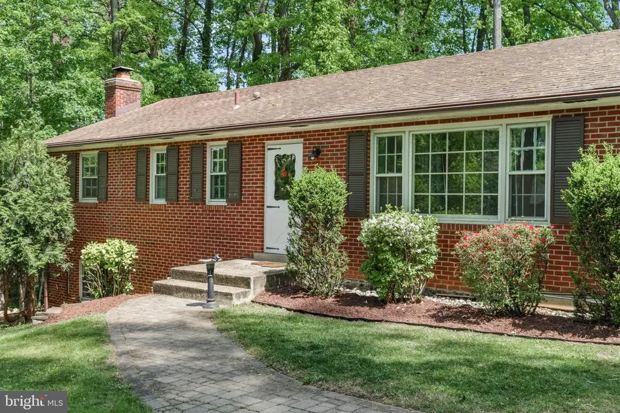 2919 Rosemary Ln, Falls Church, VA 22042 - Image #2
