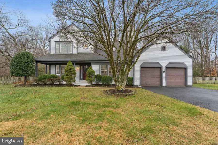 13901 Waverly Creek Ct, Chantilly, VA 20151 - Image #2