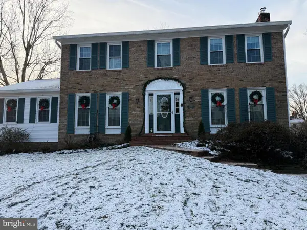 5705 Glamis Dr, ALEXANDRIA, VA 22315