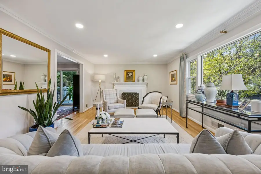 6223 Loch Raven Dr, McLean, VA 22101 - Image #3