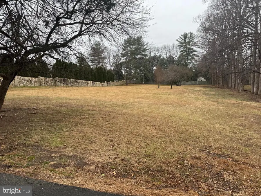 968 Towlston Rd, McLean, VA 22102 - Image #2