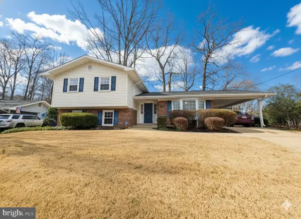 5015 Stone Haven Dr, ANNANDALE, VA 22003