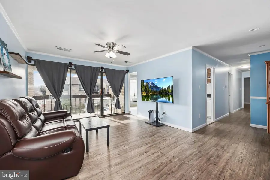 549 Florida Ave #201, Herndon, VA 20170 - #3