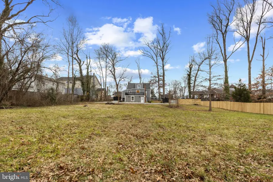 3284 Annandale Rd, Falls Church, VA 22042 - Image #3