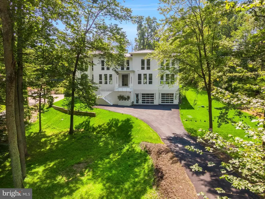 8757 Brook Road, McLean, VA 22102 - #2