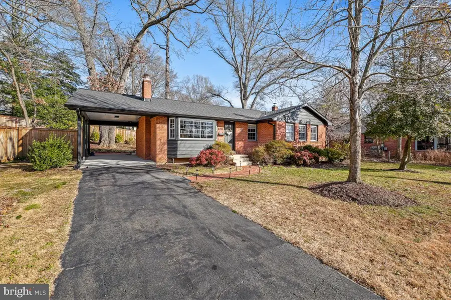 8705 Stockton Pkwy, Alexandria, VA 22308 - Image #2