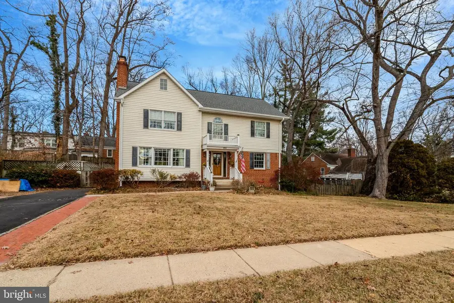 5502 Atlee Pl, Springfield, VA 22151 - Image #2
