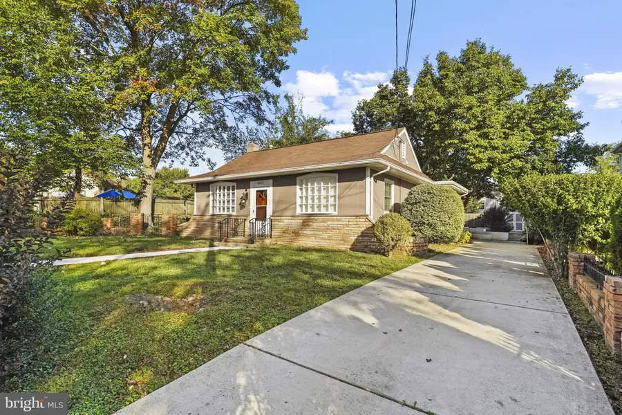 6816 Arlington Blvd, Falls Church, VA 22042 - #3