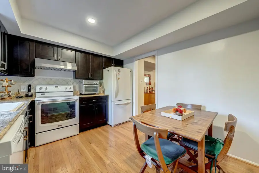 7779 Tiverton Dr, Springfield, VA 22152 - Image #3