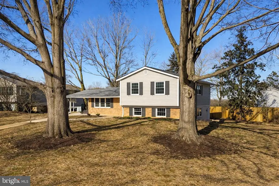 8011 Lynnfield Dr, Alexandria, VA 22306 - Image #3