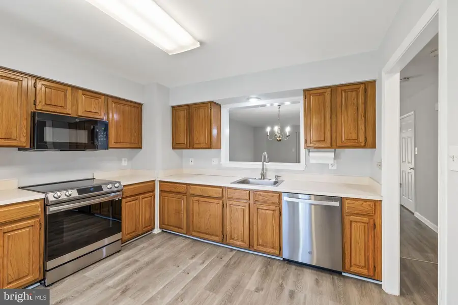 9436 William Kirk Ln, Burke, VA 22015 - Image #3