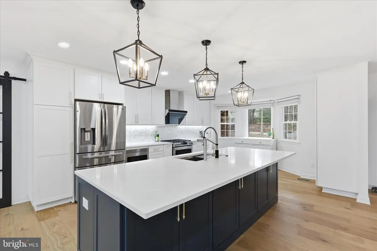 10412 Samaga Dr, Oakton, VA 22124 - Image #1