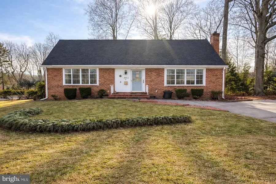 8621 Kenilworth Dr, Springfield, VA 22151 - Image #2