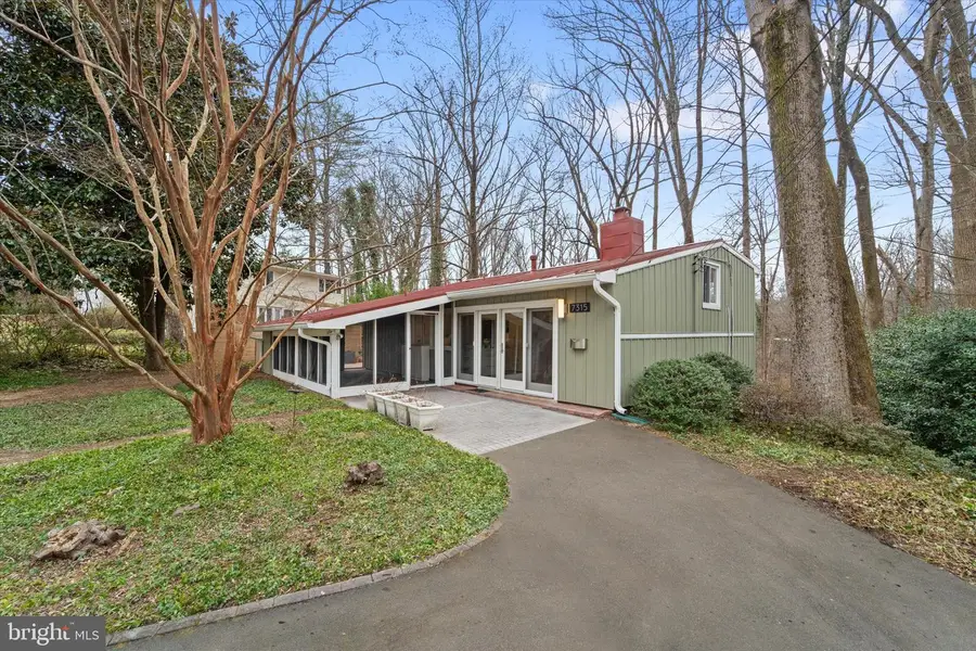 7315 Brad St, Falls Church, VA 22042 - Image #2