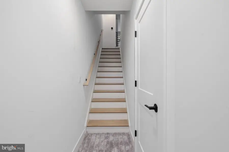 7348 Blade Dr, Falls Church, VA 22042 - Image #3