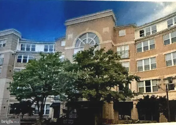 12000 Market St #257, RESTON, VA 20190