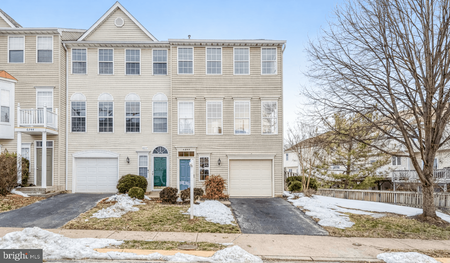 6240 Frosty Winter Ct, Centreville, VA 20120 - #2