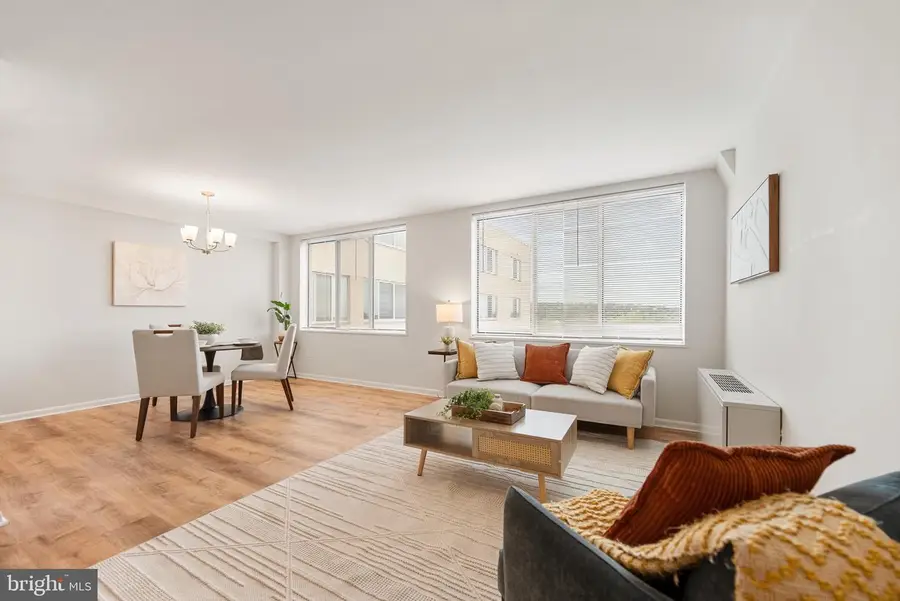 6631 Wakefield Dr #819, Alexandria, VA 22307 - #2