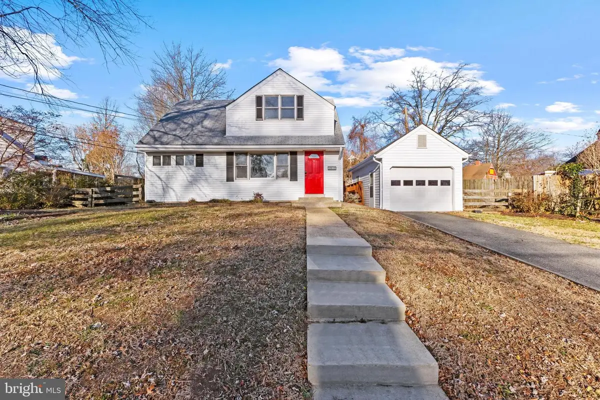 2012 Rollins Dr, Alexandria, VA 22307 - Image #1