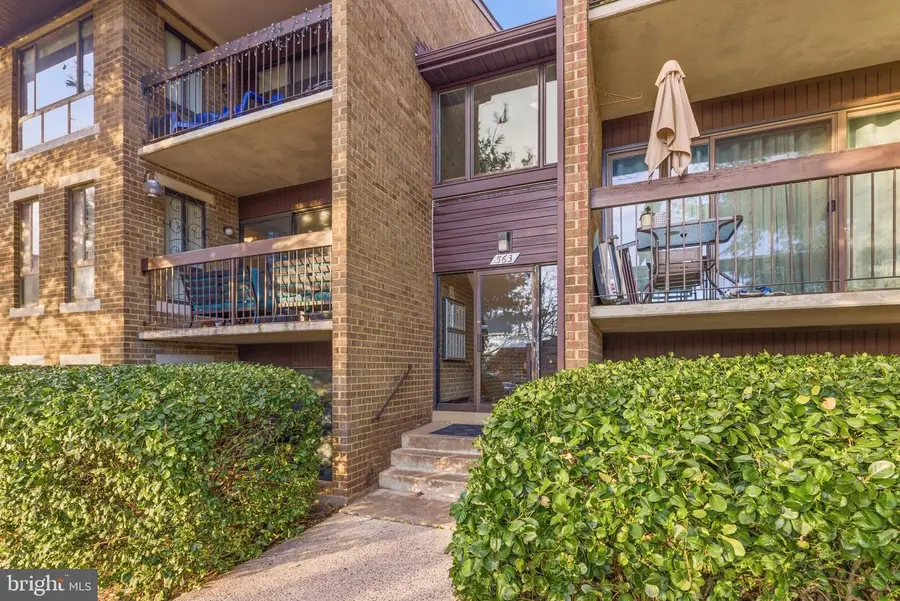 563 Florida Ave #202, Herndon, VA 20170 - Image #2