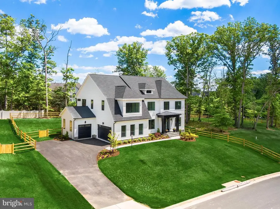 9209 Franks Point Ln, Lorton, VA 22079 - #3