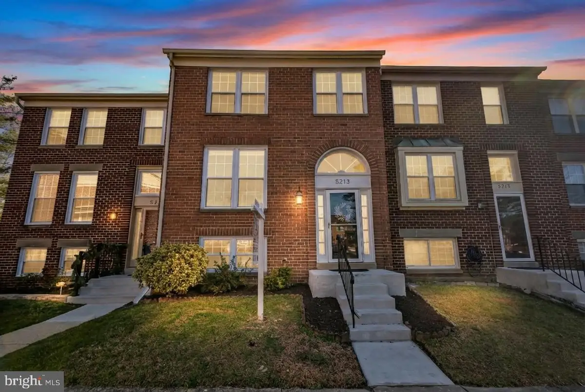 5213 Cannes Ct, Alexandria, VA 22315 - Image #1