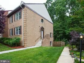 6024 Knights Ridge Way, Alexandria, VA 22310 - Image #1