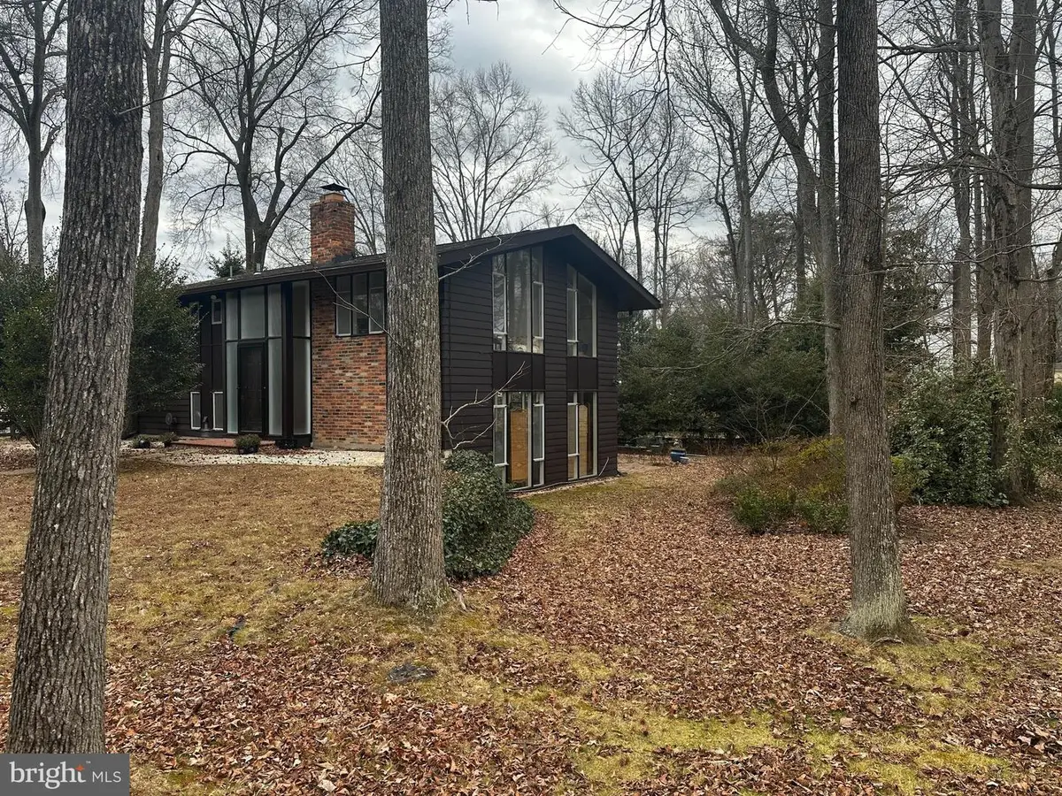 7808 Ridgecrest Dr, Alexandria, VA 22308 - Image #1