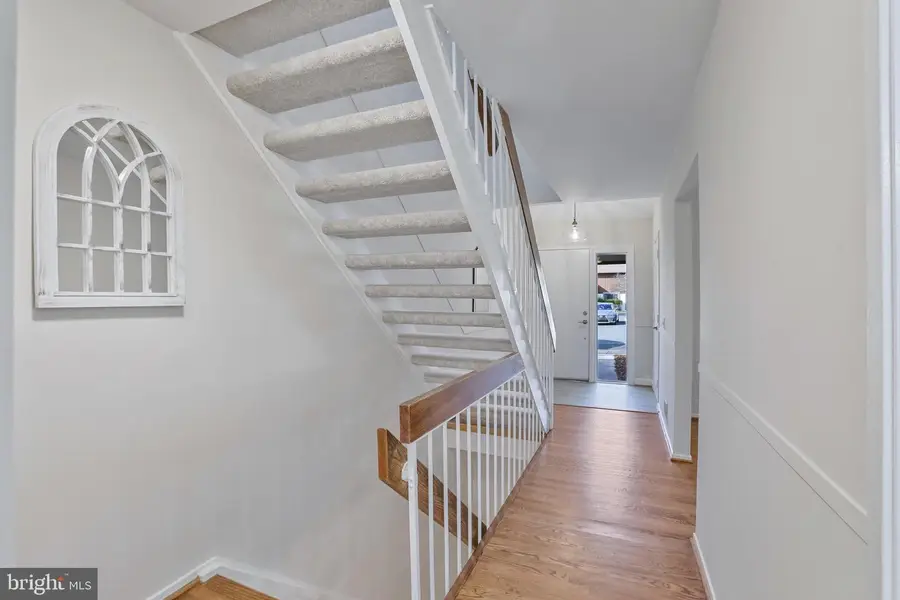 2257 Wheelwright Ct, Reston, VA 20191 - Image #2