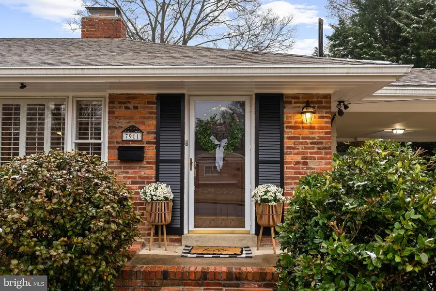 7911 Bainbridge Rd, Alexandria, VA 22308 - #2