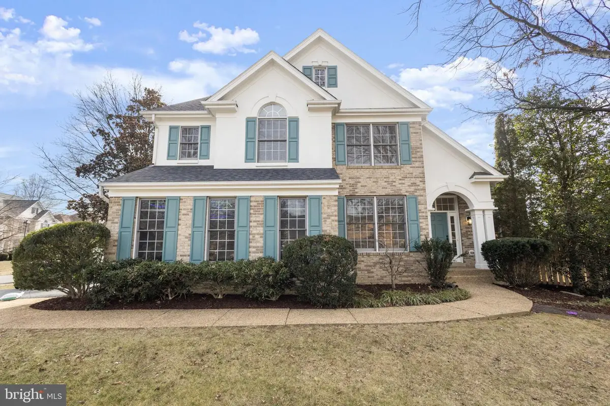 2370 Whitestone Hill Ct, Falls Church, VA 22043 - Image #1